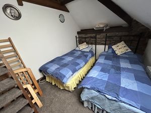 Photo 34- click for photo gallery